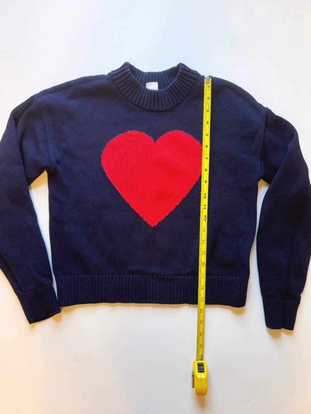 Relaxed Cropped Intarsia Sweater - navy with red heart
